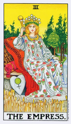 Lá The Empress