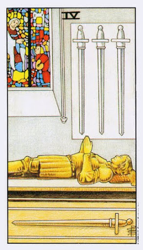 Lá Four of Swords