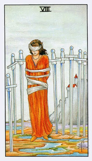 Lá Eight of Swords