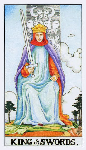 Lá King of Swords