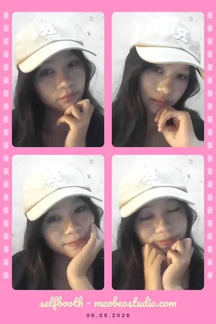 Photo strip shot in Cutebooth, Mèo Béo Studio's online photo booth