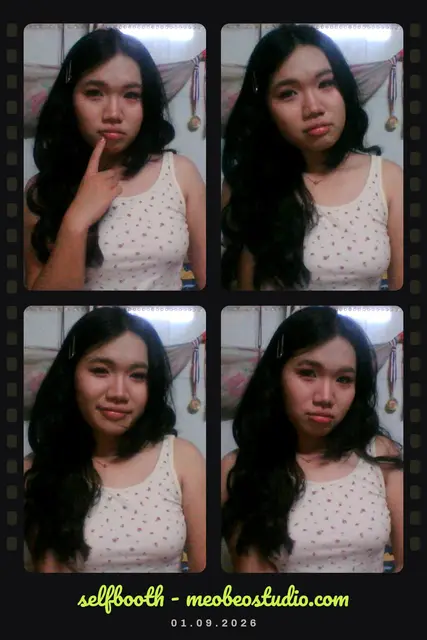 Photo strip shot in Cutebooth, Mèo Béo Studio's online photo booth